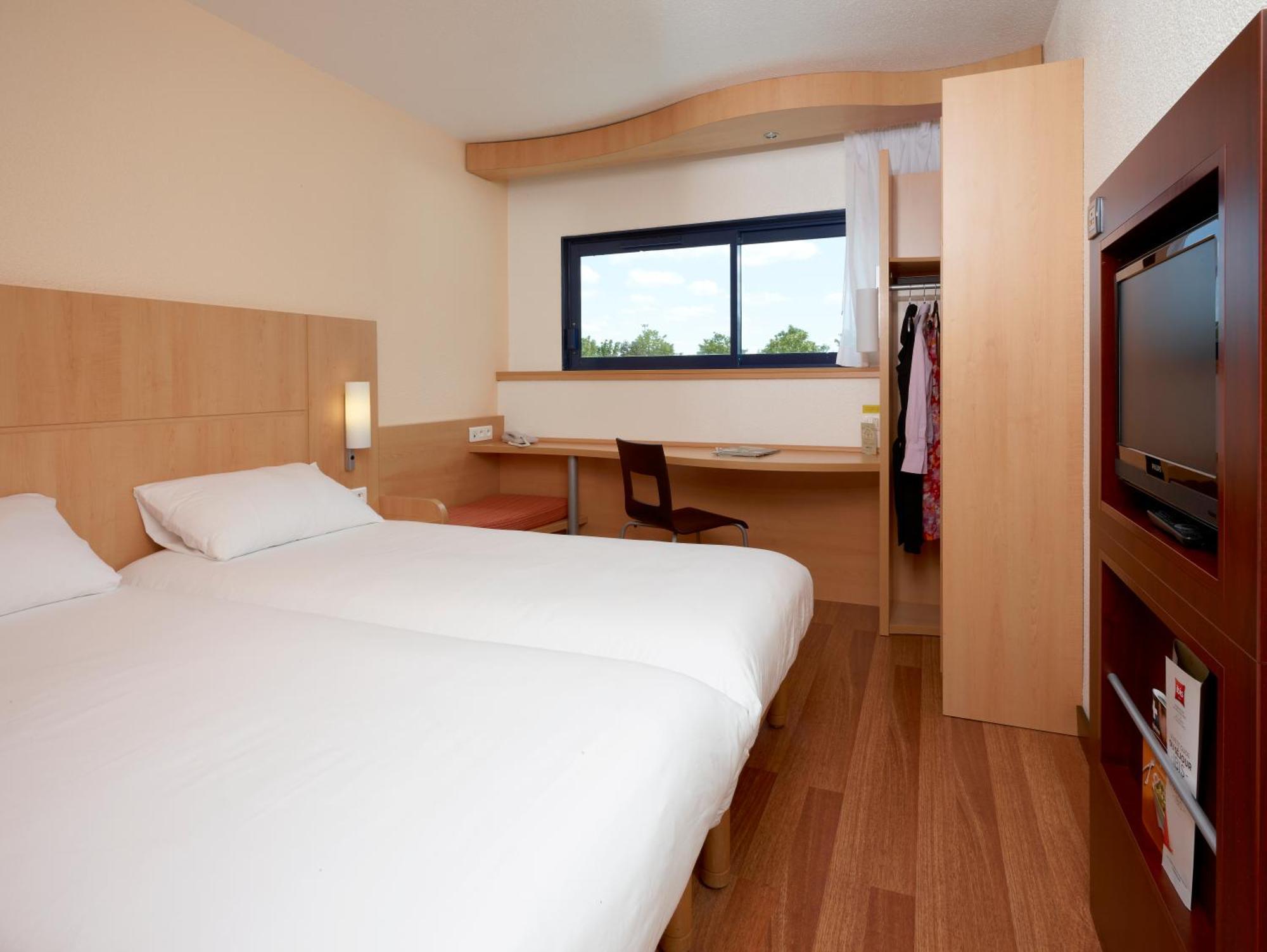 Hotel Ibis Site Du Futuroscope Chasseneuil-du-Poitou Zimmer foto