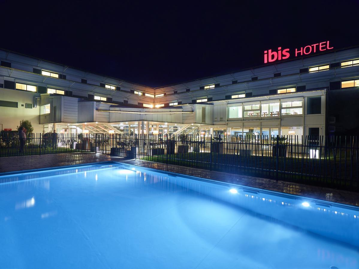 Hotel Ibis Site Du Futuroscope Chasseneuil-du-Poitou Exterior foto